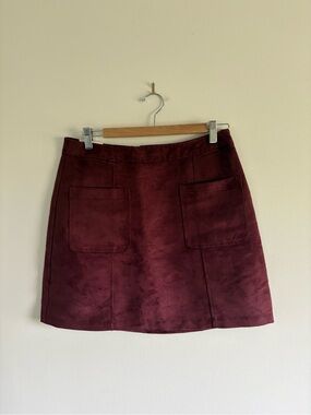 NWT Old Navy Faux Suede Pocket A-Line Mini Skirt - Deep Burgundy / Wine size 8